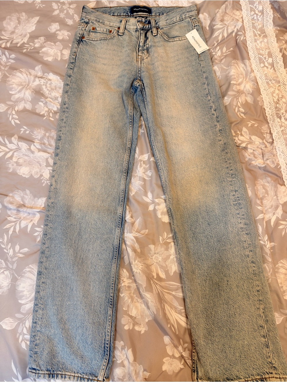 Aeropostale Light Wash Straight Leg Jeans